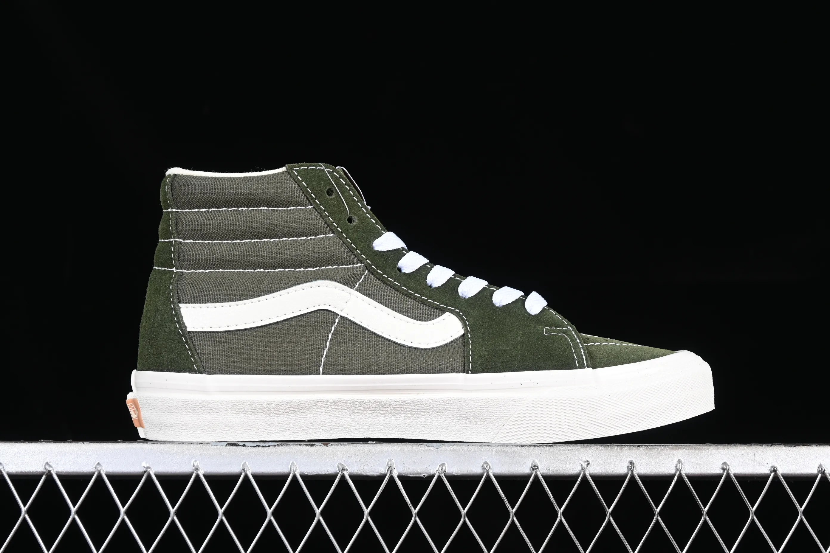 All categories Vans Vans series Vans Hi Vans high-top Vans SK8-Hi VR3 olive green Vans official Anaheim high-end branch high-top casual sneakers VN0005UN50K